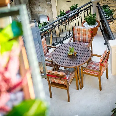 Appartement And Erede