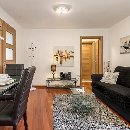 And Erede Apartment