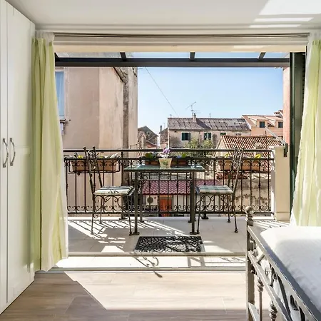 And Erede 스플리트