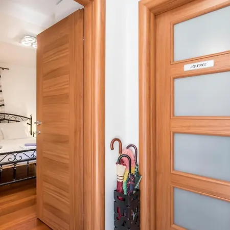 And Erede Apartment